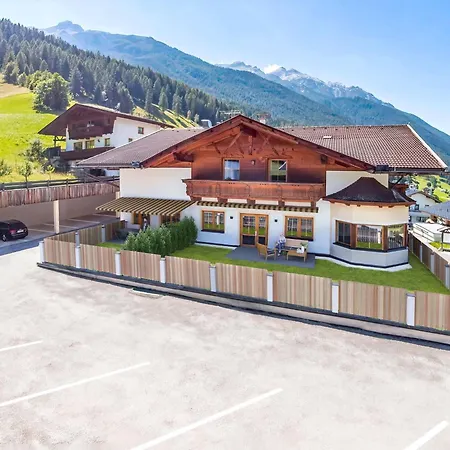 In Stubaital Near Lift, Cleaning Included Appartement *