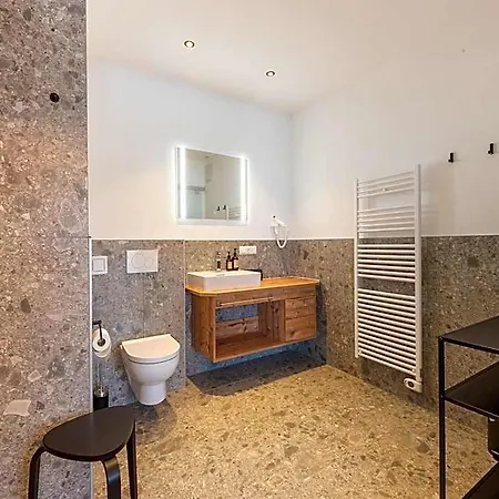 In Stubaital Near Lift, Cleaning Included * Нойштіфт-ім-Штубайталь