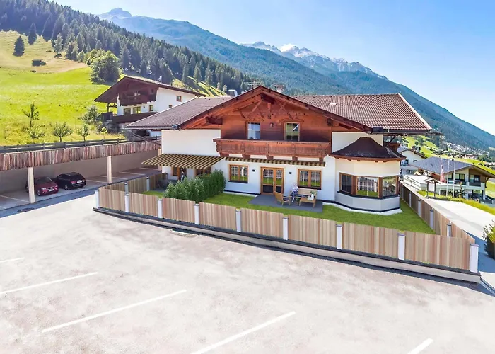 In Stubaital Near Lift, Cleaning Included Appartement *