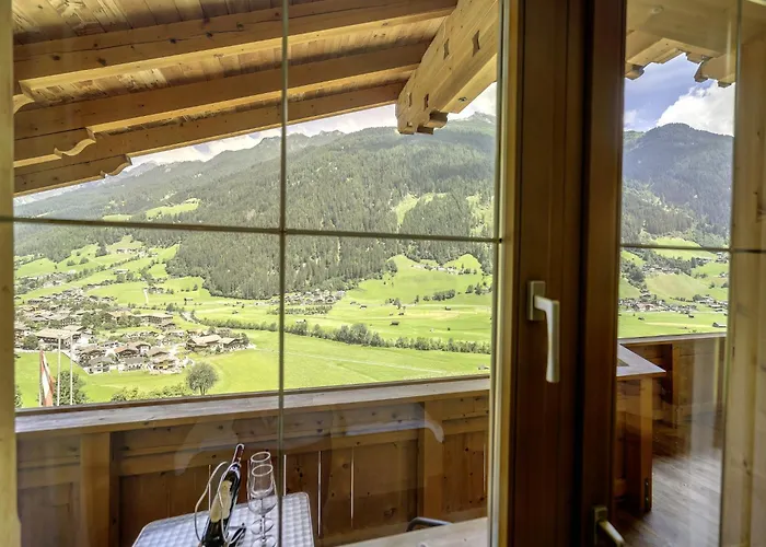 In Stubaital Near Lift, Cleaning Included Appartement Neustift im Stubaital